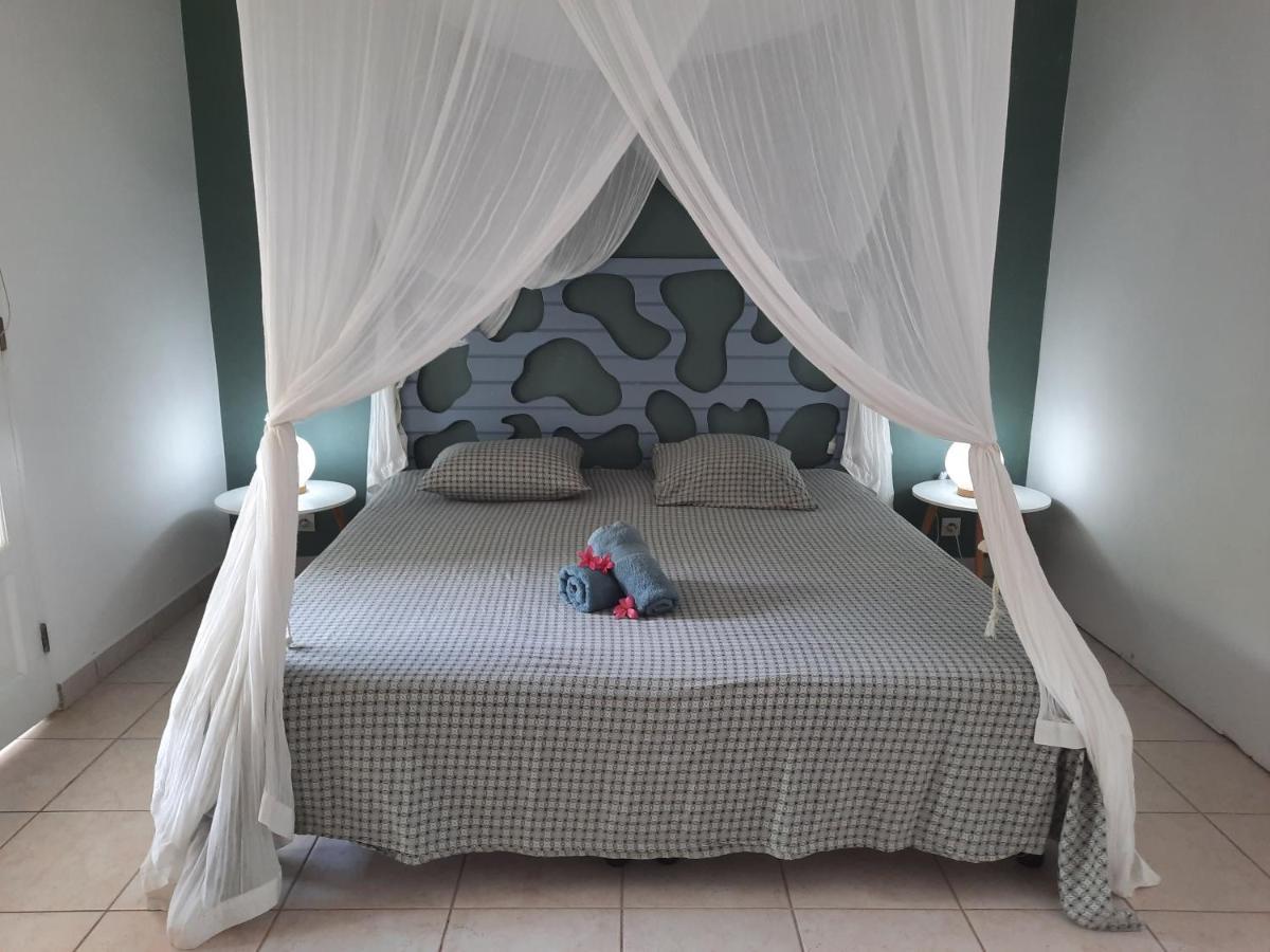 Villa Sur L'Anse Terre-De-Haut Camera foto